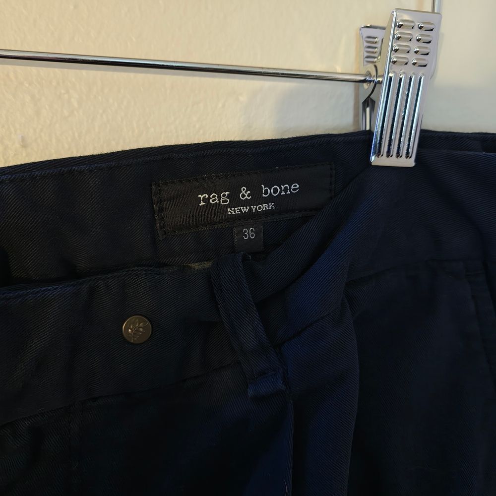 rag & bone Men's Pleated Navy Chinos - Picture 5 of 5